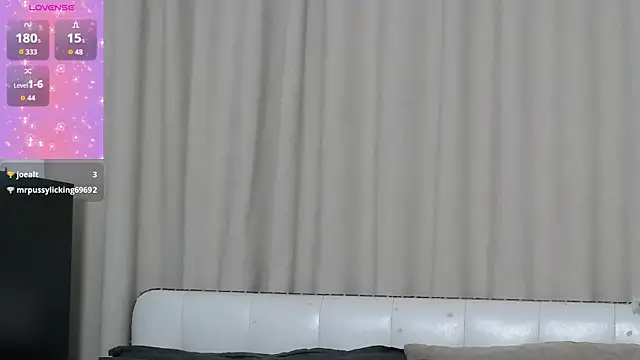 carrie_tease (F teen) - PLAY WITH DILDO IN PUSSY