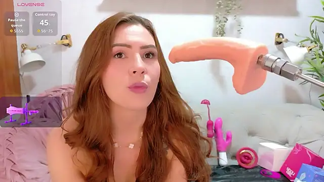 heraa_piett - Heraa_Piett's free webcam - UK Sex Cams