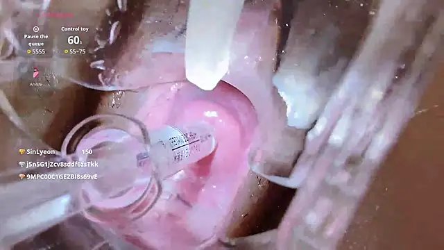 yueyue2003 Live Webcam on Stripchat