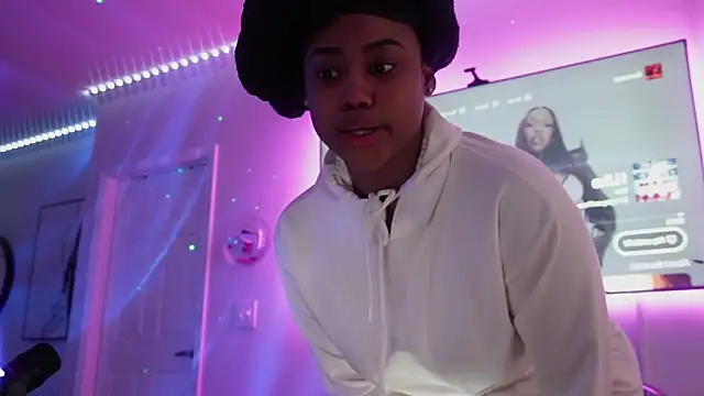 briannabrave (F young) - get naked and go crazyyyy