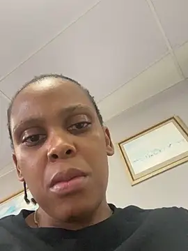 Webcam Model (031bubbles)  is live.Free join now!