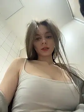 ttixmila (F teen) - Fuck me dildo+nipple clamps 💦💋