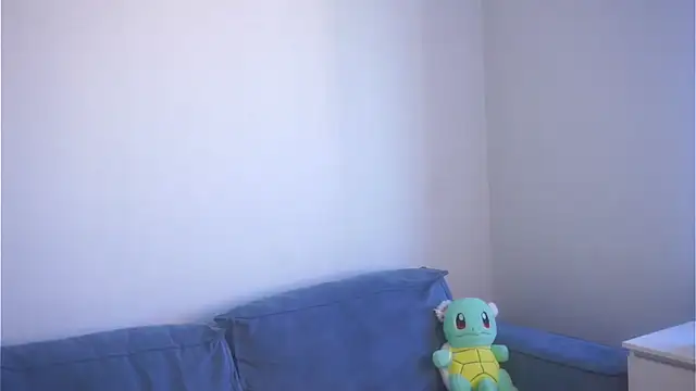 karanomura (F young) - put on cat ears