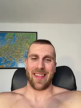 trainwithme - Trainwithme's free webcam - UK Sex Cams