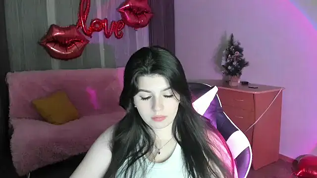 kisamodel - KisaModel's free webcam - UK Sex Cams