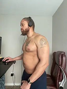 fathero1time - Fathero1time's free webcam - UK Sex Cams