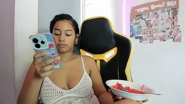 emily_stars1 (F teen) - anal with dildo