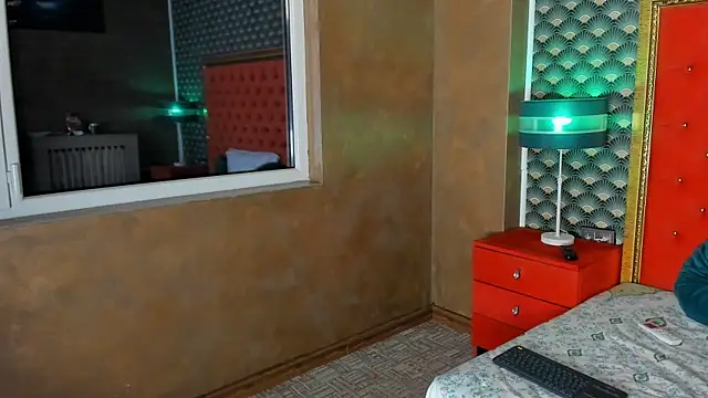 VallerieJones live sex cam