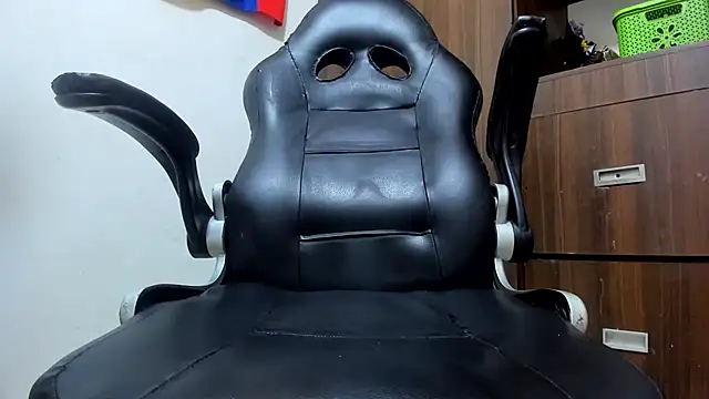 miss_bigcockts webcam