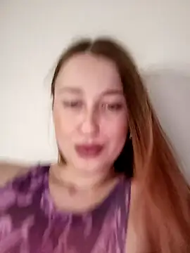 Susiee_Redd Live Webcam on Stripchat