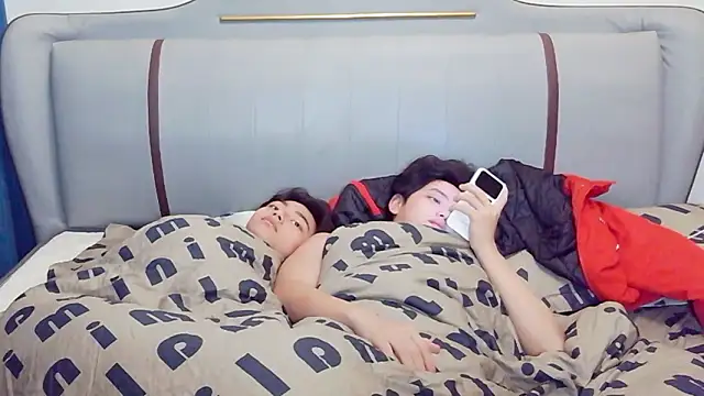 xx-xiuxiu - XX-XIUXIU's free webcam - UK Sex Cams