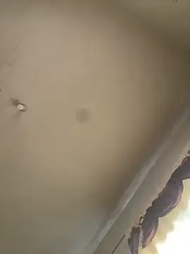 Webcam Model (VALEN_LATIN)  is live.Free join now!