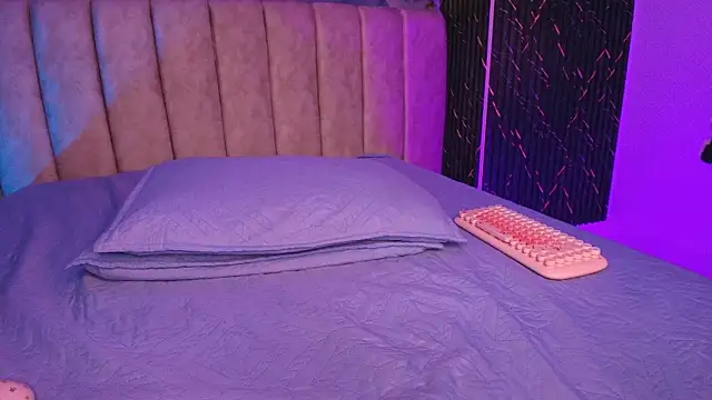 agath_69 - Agath_69's free webcam - UK Sex Cams