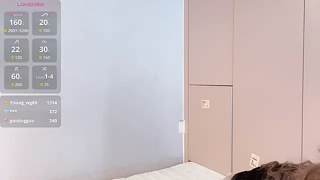 美女Boling66在线直播