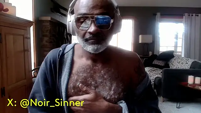 sinnernoir (M mature) - shower/ wet naked ass