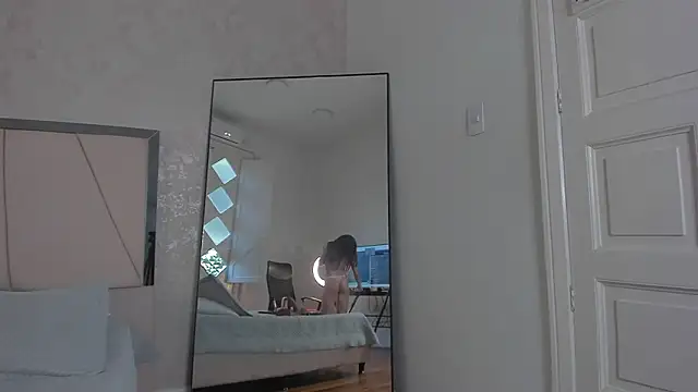 arii_wilde - Arii_wilde's free webcam - UK Sex Cams