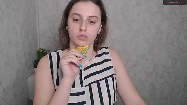 amandadimond_ - AmandaDimond_'s free webcam - UK Sex Cams