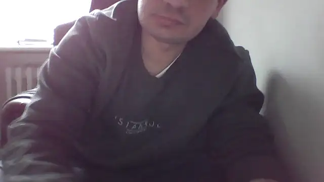 yakisiklisikici - YakisikliSikici's free webcam - UK Sex Cams