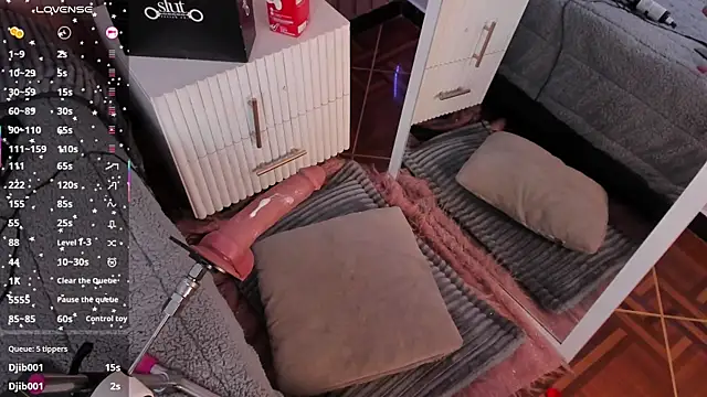 chelsea_bolton_ live cam profile