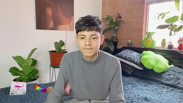 andy_belier23 (M twink) - masturbation one hour