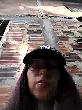 MirandaSingle live sex cam