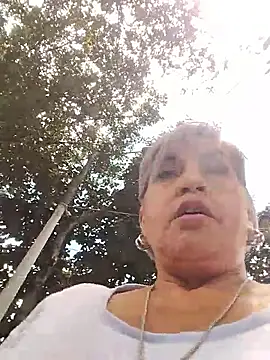 dirtybiianca - DirtyBIianca's free webcam - UK Sex Cams