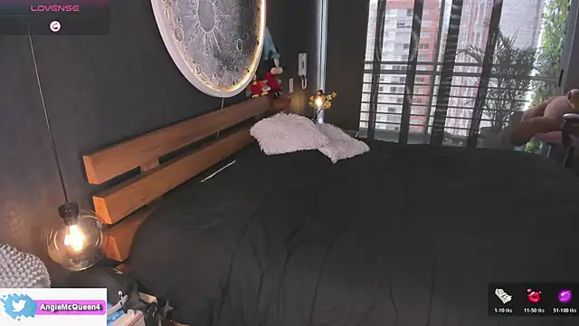 sarajames - Sarajames's free webcam - UK Sex Cams