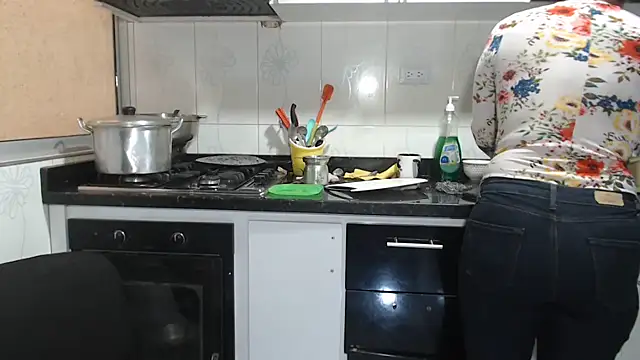 kateleyagrey - Kateleyagrey's free webcam - UK Sex Cams