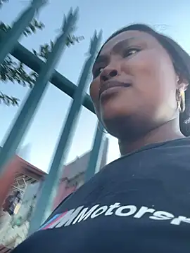 badfatass85 (Ask my age) - Squirt in doggy