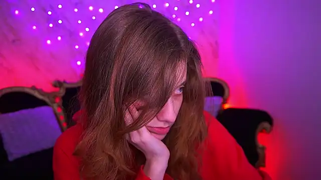 cuteefoxy (F teen) - will change into a sexy outfit ;)))