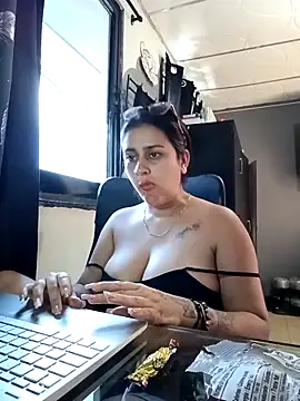 MariBelle1 live sex cam