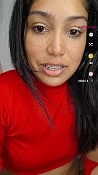 Webcam Model (Putaalexa)  is live.Free join now!