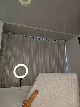 Webcam Model (Lucy_Marin)  is live.Free join now!