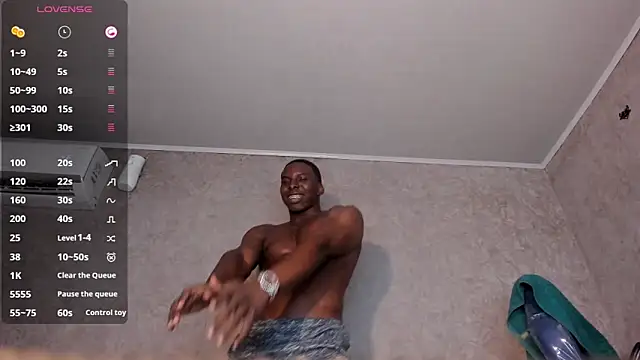 mike_aly (M twink) - push up x20