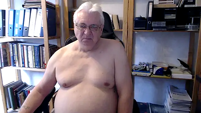 schwanzhurexxl (M grandpa) - 10000 Follower