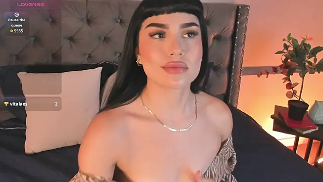 almablaze - AlmaBlaze's free webcam - UK Sex Cams