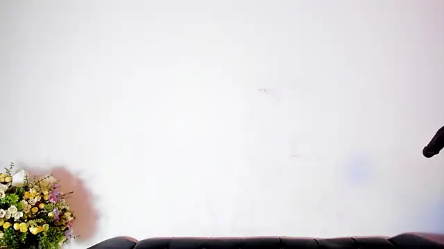 sscarleth_ (F young) - SENSUAL NAKED FOR YOU