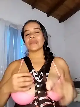 lilymoon- - Lilymoon-'s free webcam - UK Sex Cams