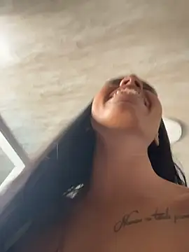 Webcam Model (CELESTE_-EC)  is live.Free join now!