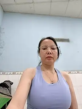 famrita - Famrita's free webcam - UK Sex Cams