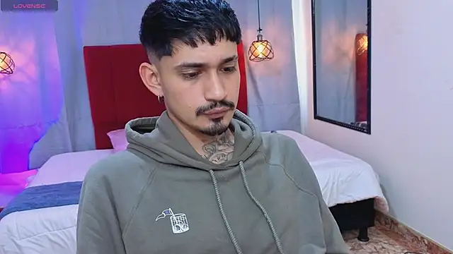 Mateo_Valencia_ live sex cam