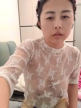 美女zzdd999在线直播