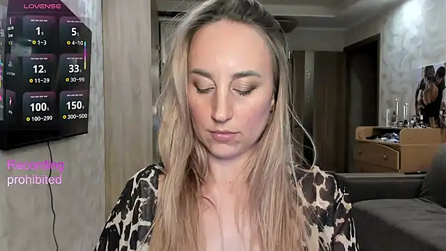 lady_nati - Lady_Nati's free webcam - UK Sex Cams