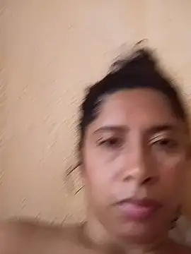 hotaniani - Hotaniani's free webcam - UK Sex Cams