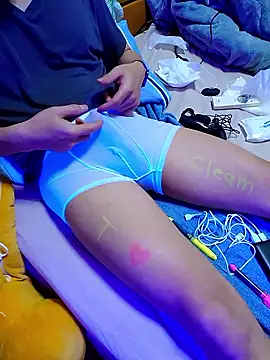 creamlive97 - Creamlive97's free webcam - UK Sex Cams