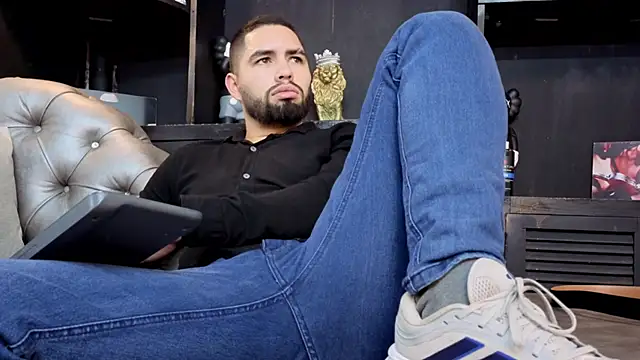 matteosantos - Matteosantos's free webcam - UK Sex Cams