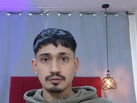 Mateo_Valencia_ live sex cam