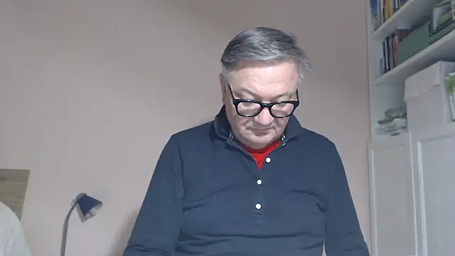 you6me (M grandpa) - Naked show cum