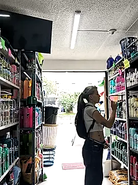 tefannyy_ - Tefannyy_'s free webcam - UK Sex Cams