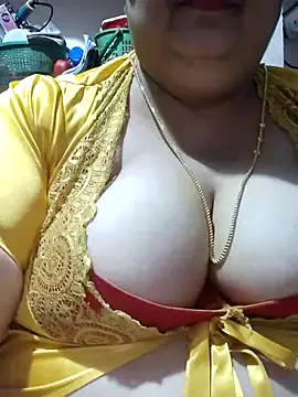 tamilthanushri (F milf) - Ass flash